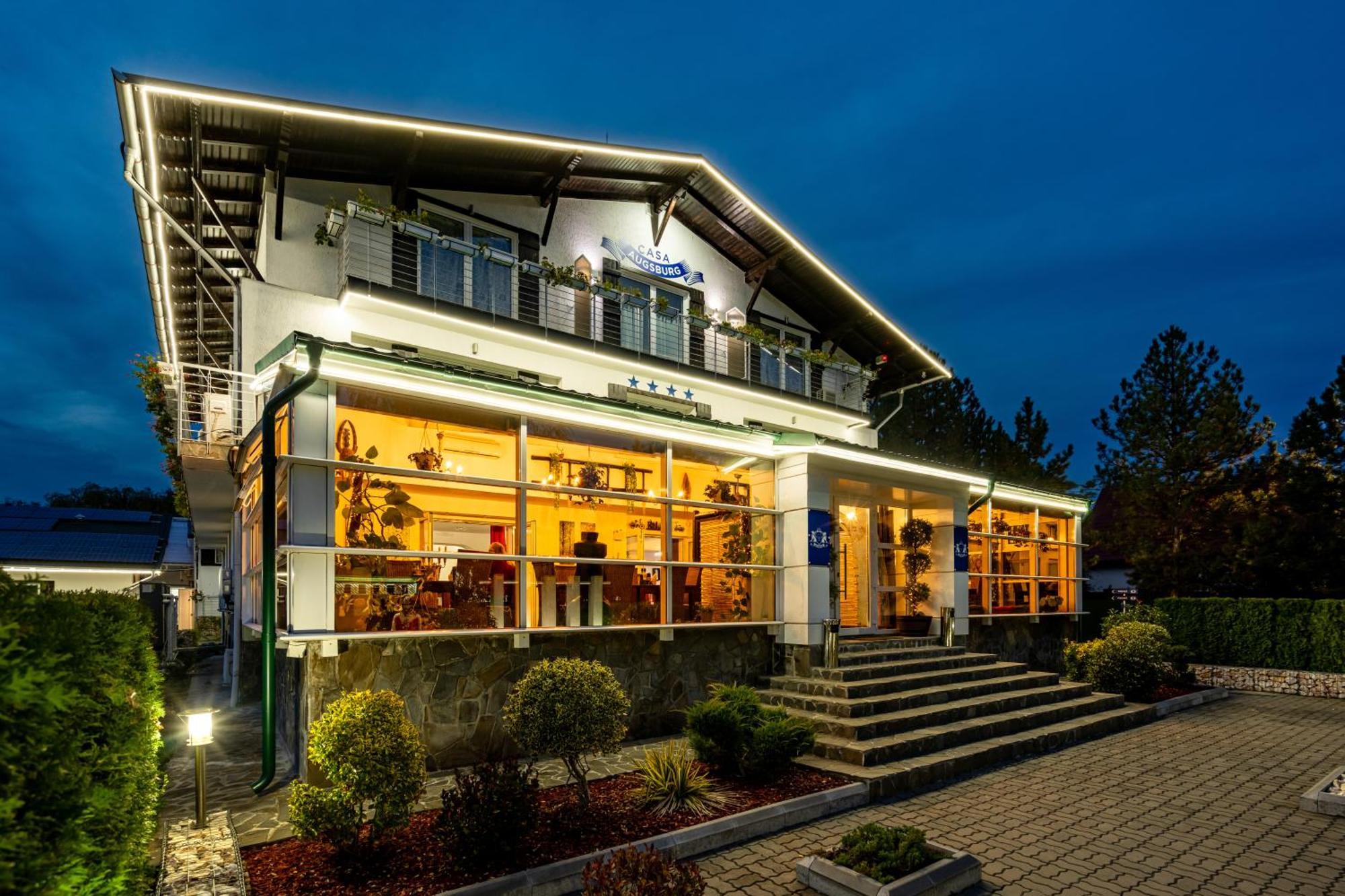 Casa Augsburg Hotel Băneşti Exterior foto