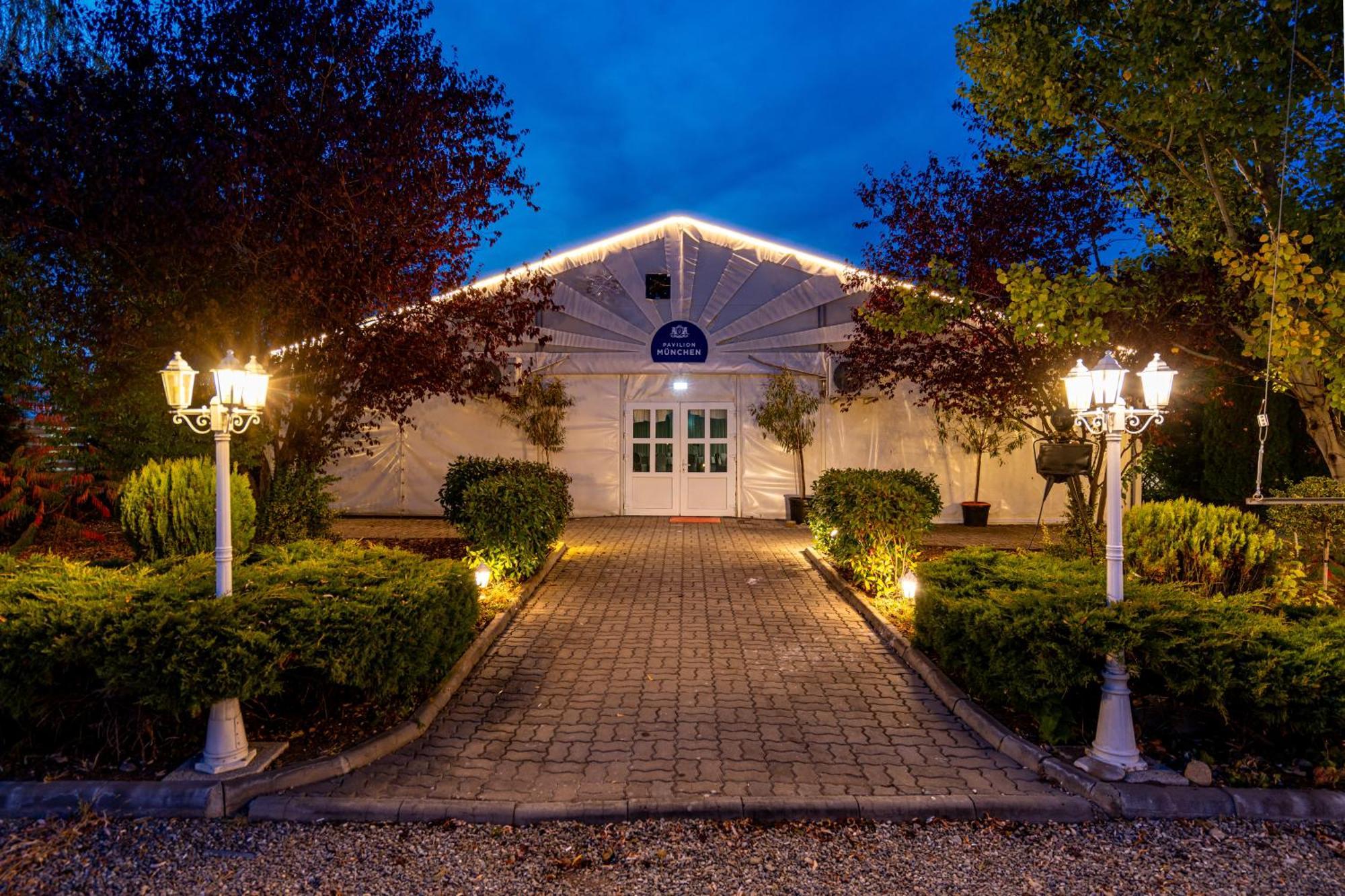 Casa Augsburg Hotel Băneşti Exterior foto